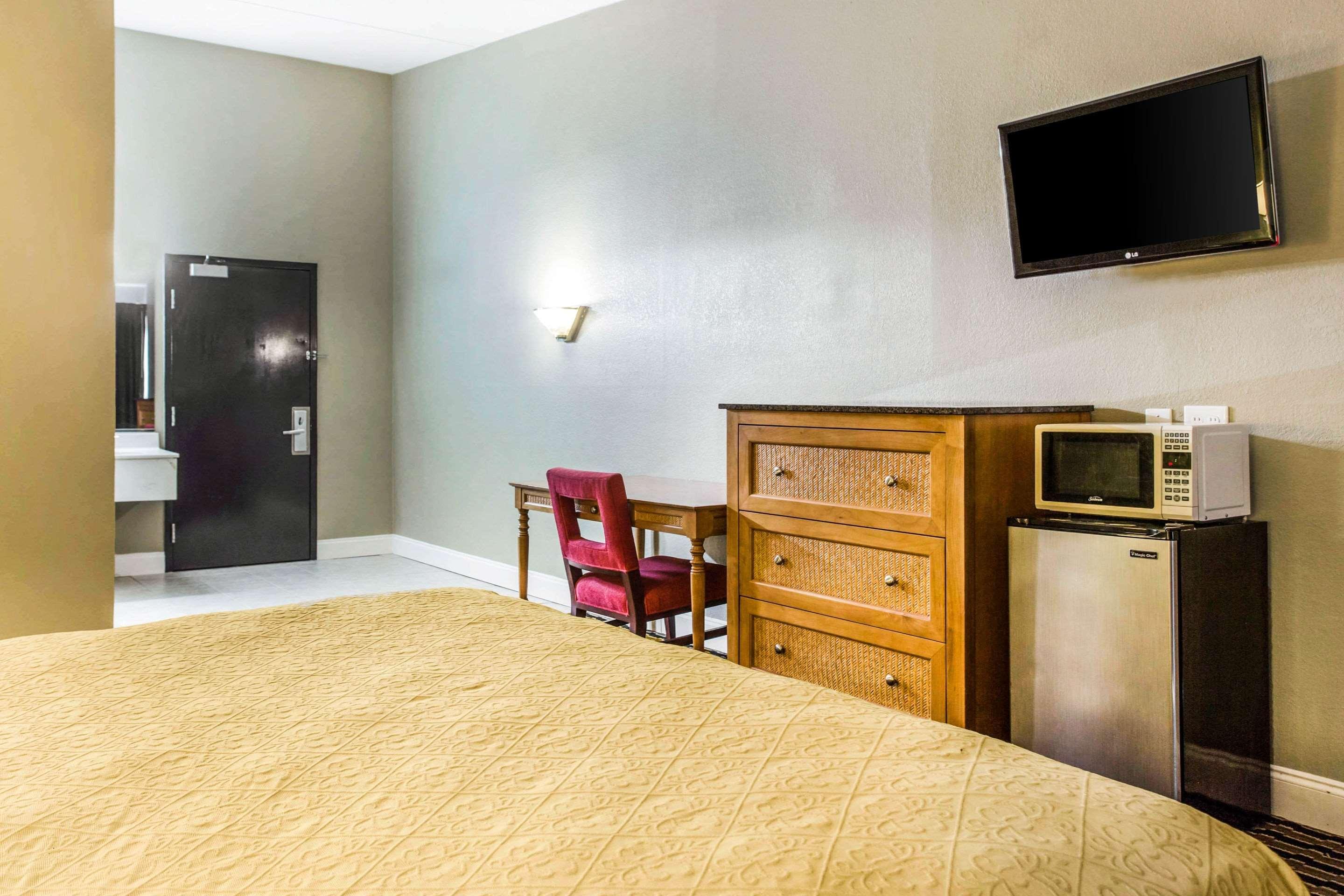 Super 8 By Wyndham Rocky Mount I-95 Exit 145 Hotel Battleboro Екстериор снимка