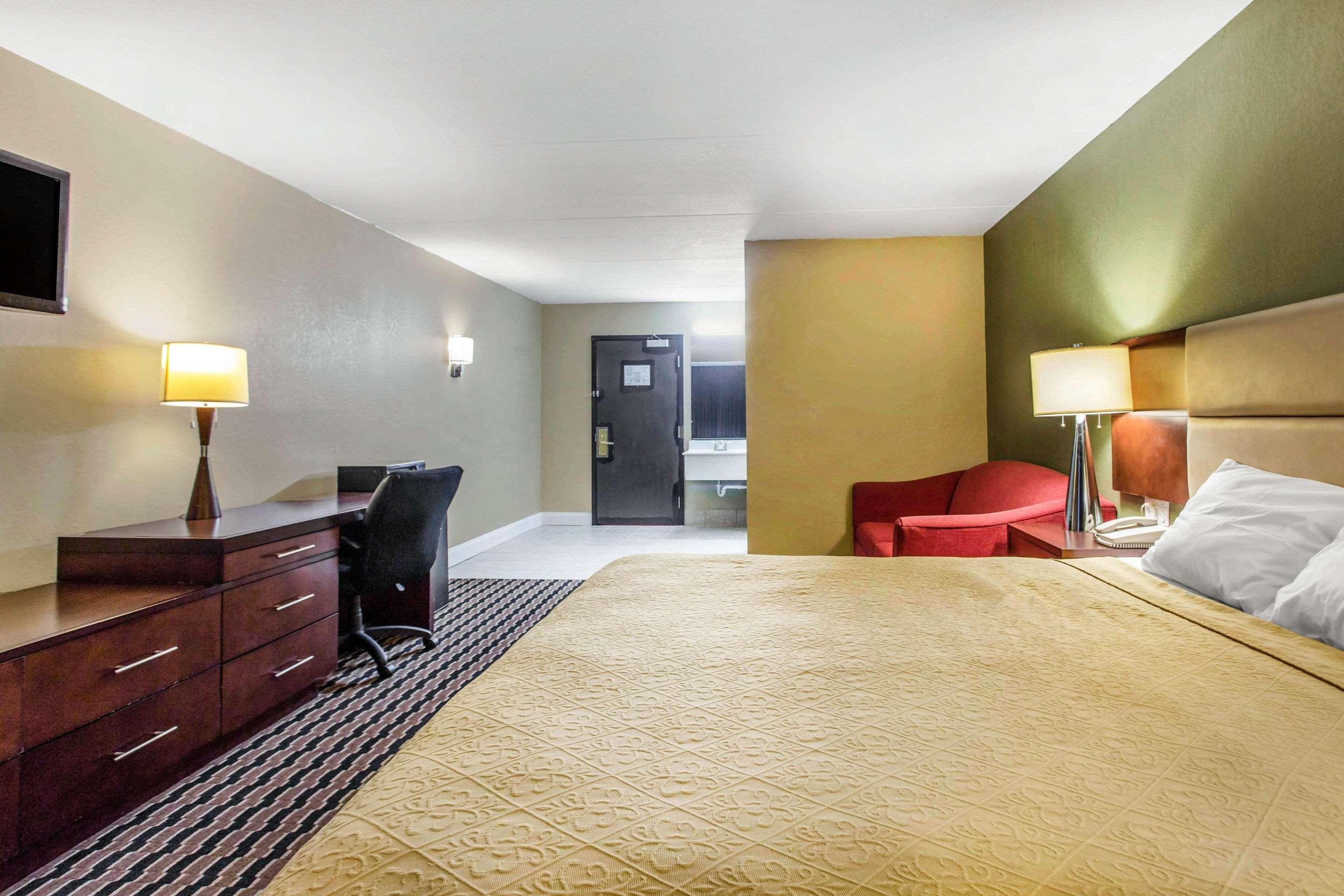 Super 8 By Wyndham Rocky Mount I-95 Exit 145 Hotel Battleboro Екстериор снимка
