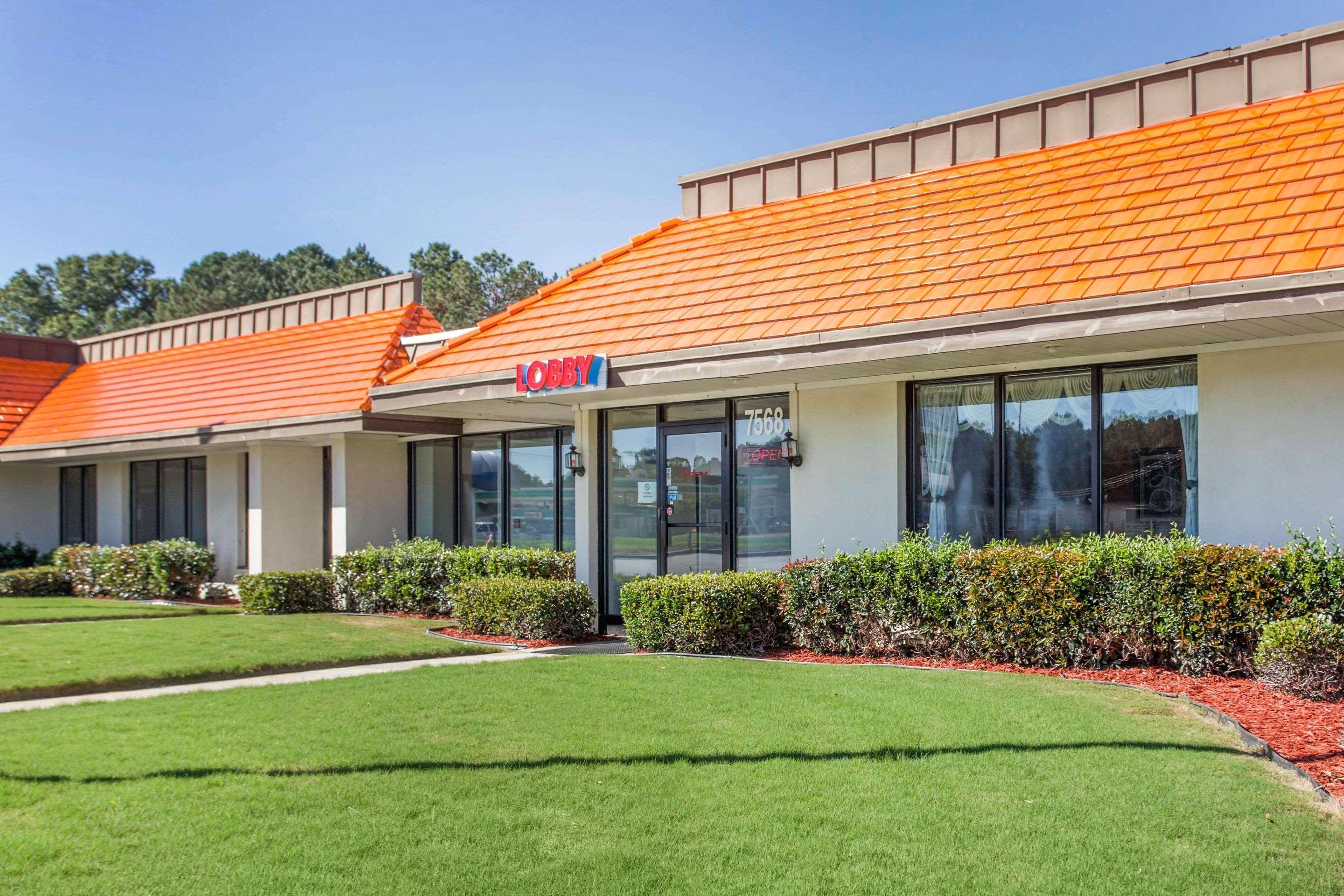 Super 8 By Wyndham Rocky Mount I-95 Exit 145 Hotel Battleboro Екстериор снимка